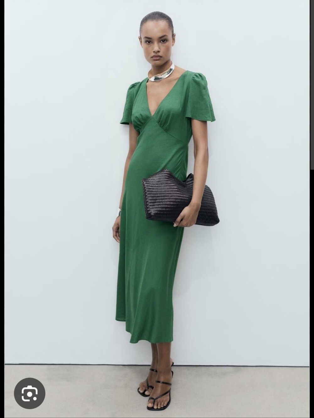 Linen Mango Emerald Green V‑Neck Midi Dress